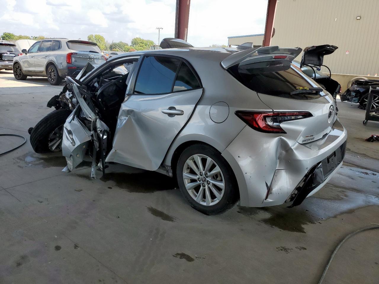 2023 TOYOTA COROLLA