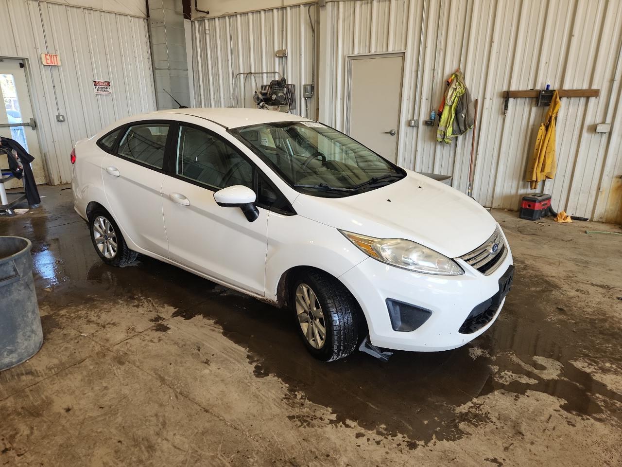 2012 FORD Fiesta