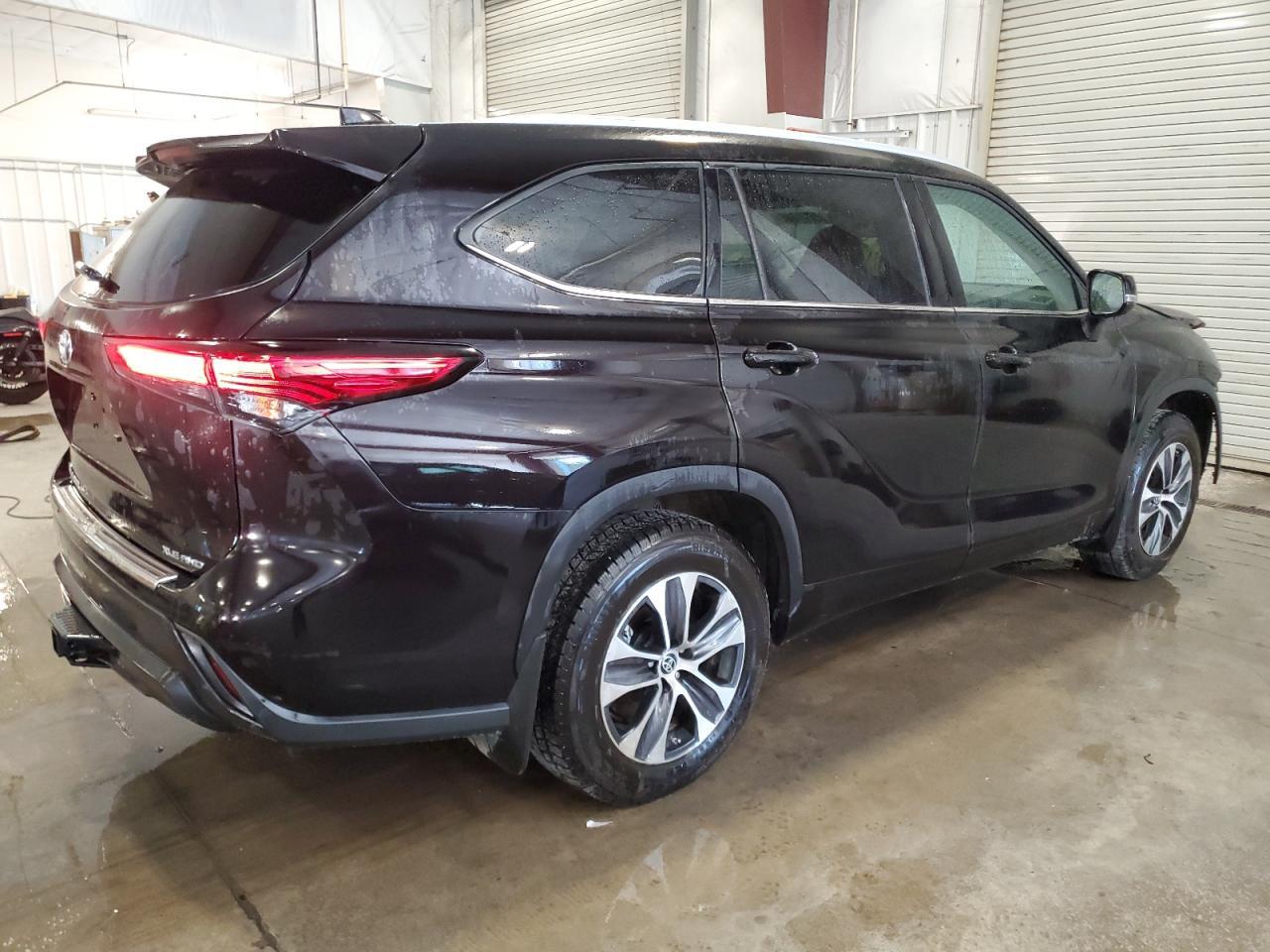 2022 TOYOTA HIGHLANDER