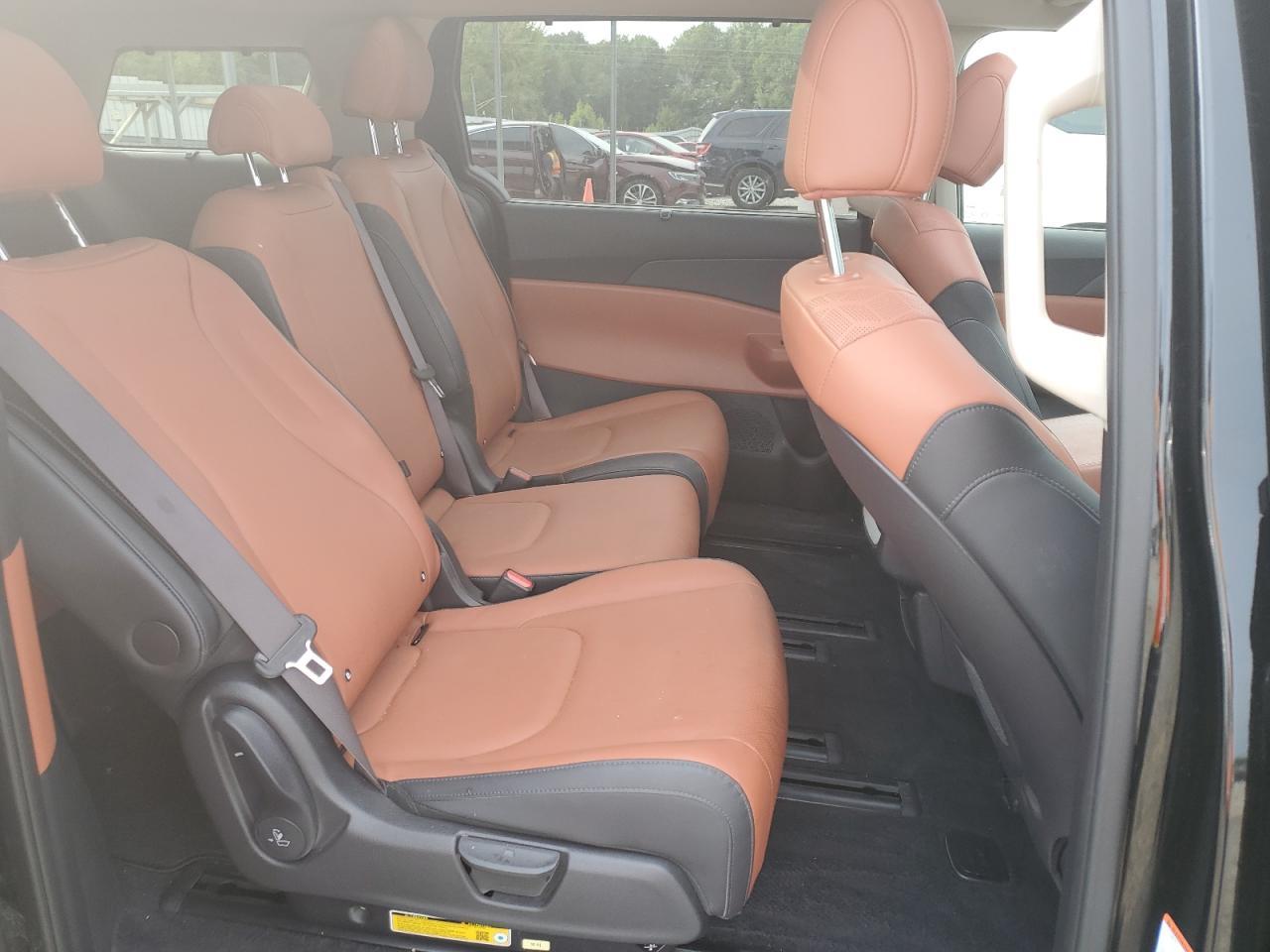 2025 KIA Carnival