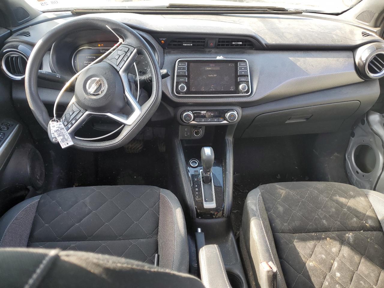 2020 NISSAN KICKS