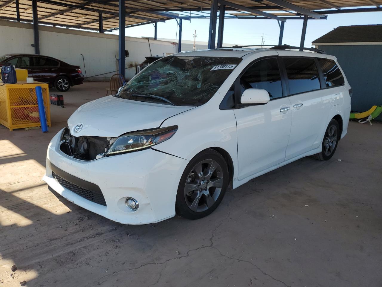 2016 TOYOTA SIENNA