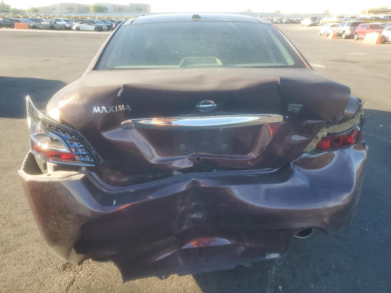 2014 NISSAN Maxima