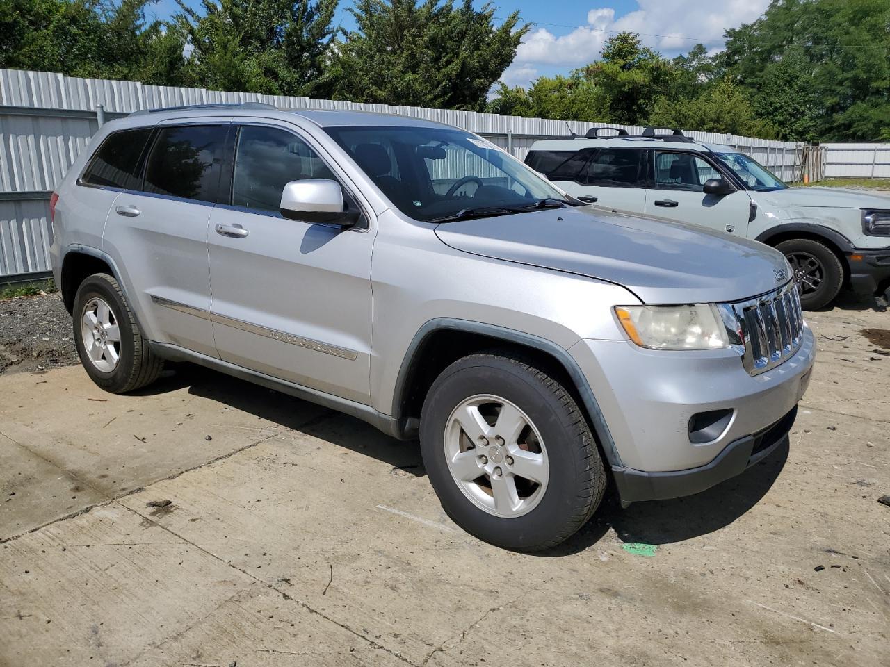 2011 JEEP Grand Cherokee