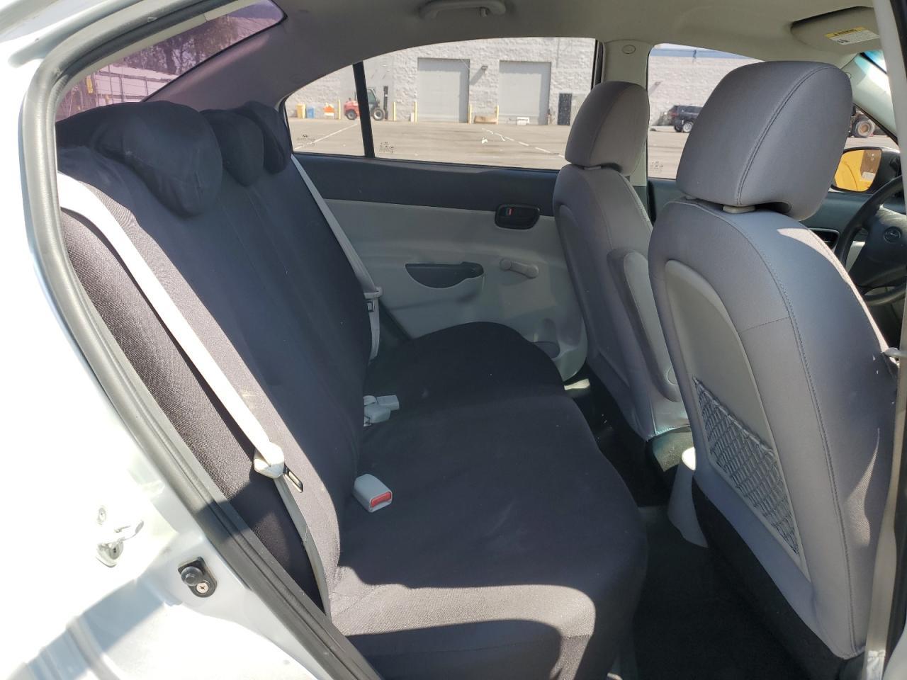 2010 HYUNDAI ACCENT