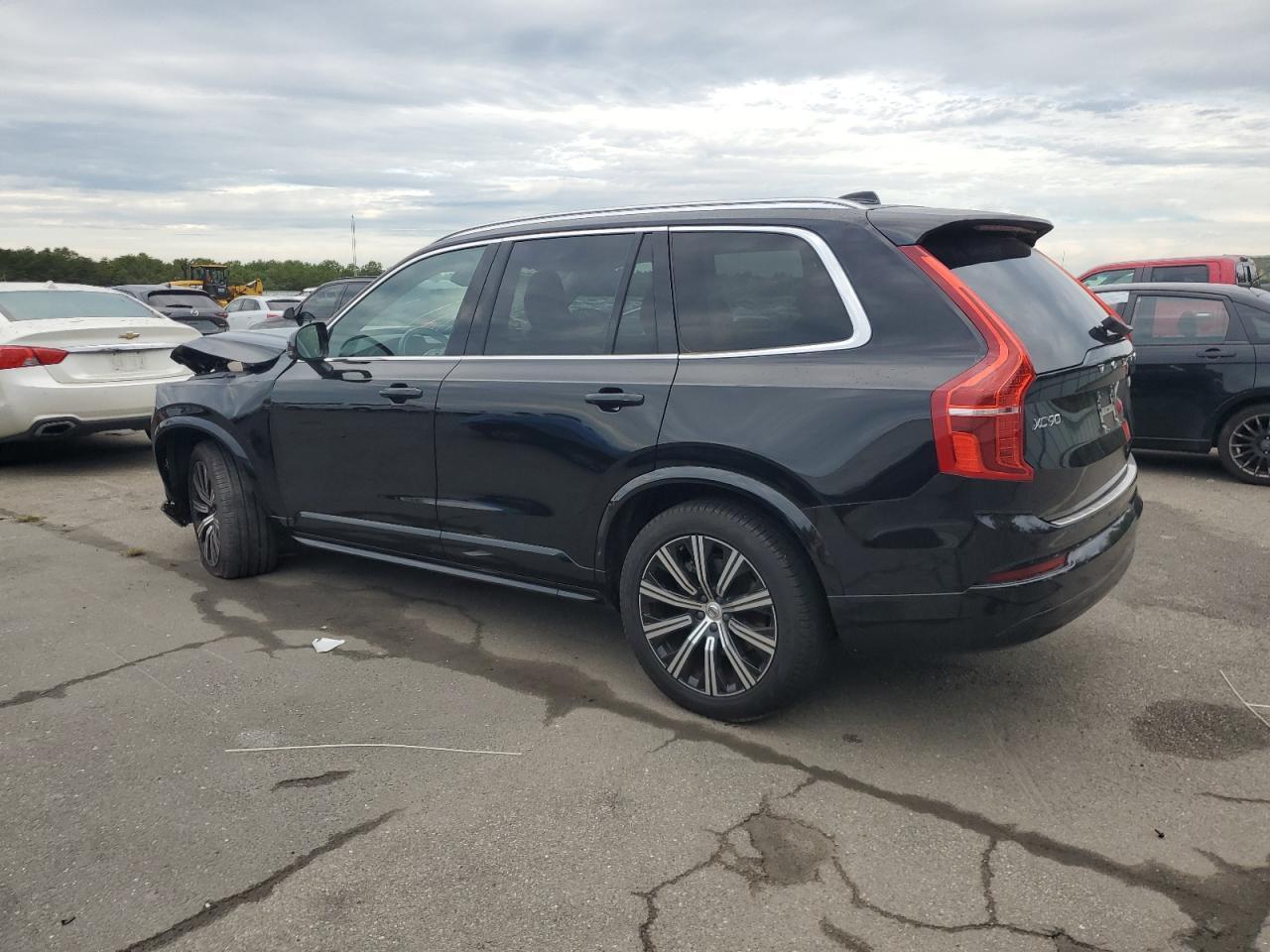 2023 VOLVO XC90