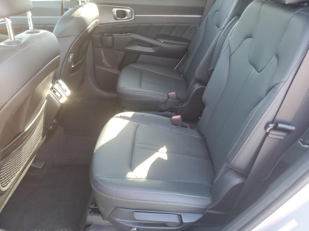 2021 KIA SORENTO
