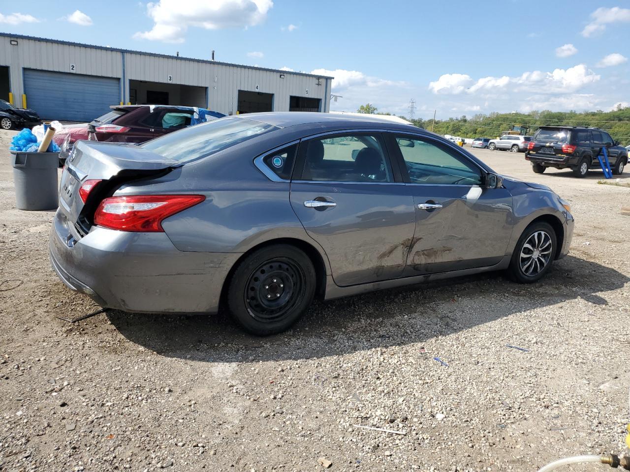 2017 NISSAN ALTIMA