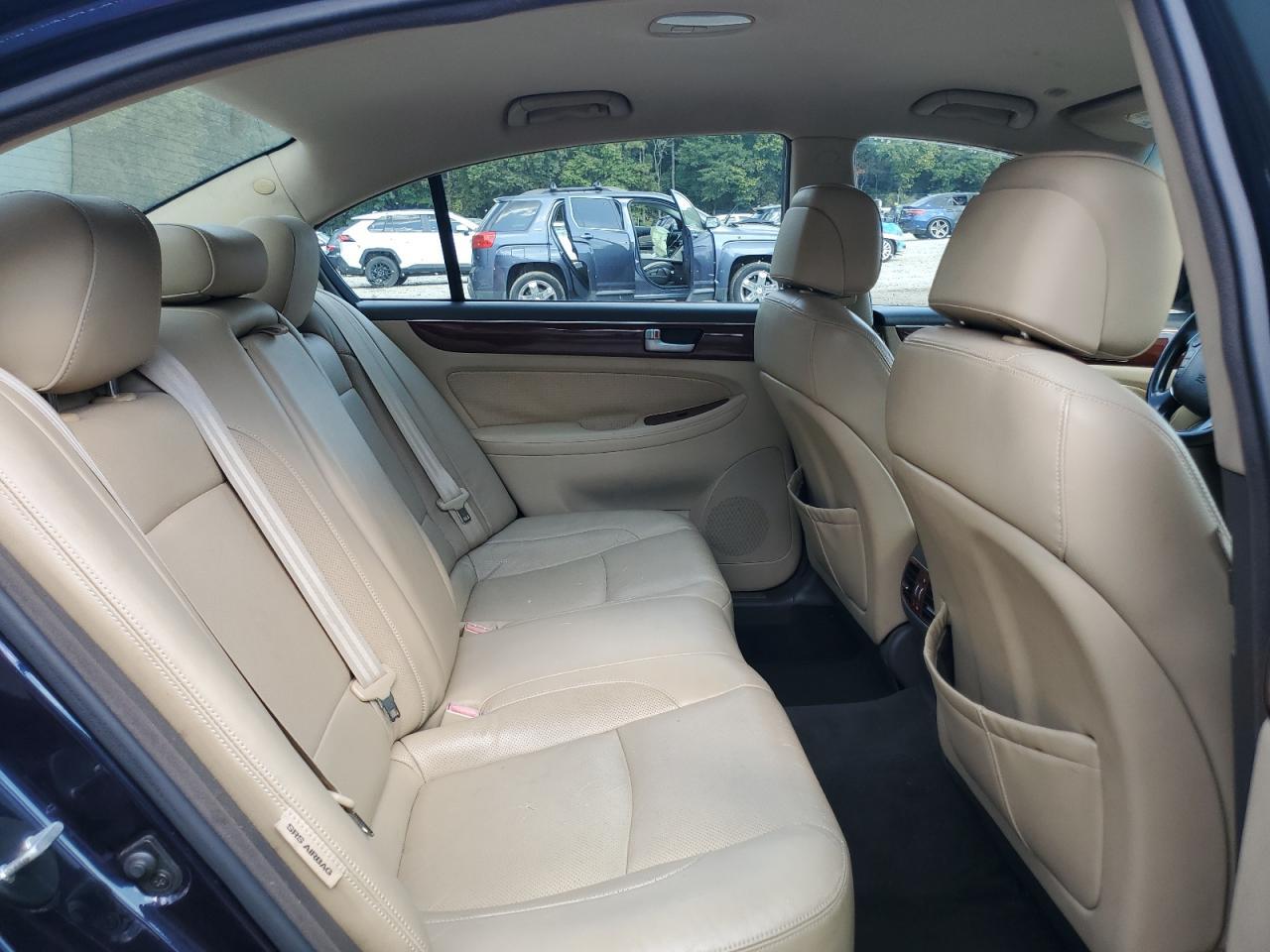 2012 HYUNDAI GENESIS