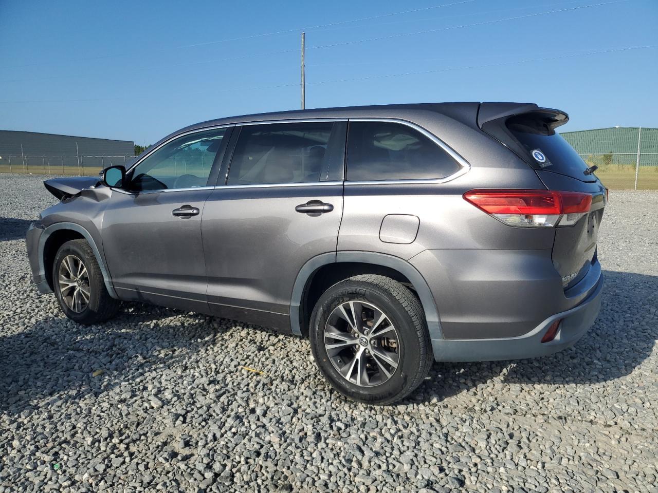 2018 TOYOTA HIGHLANDER