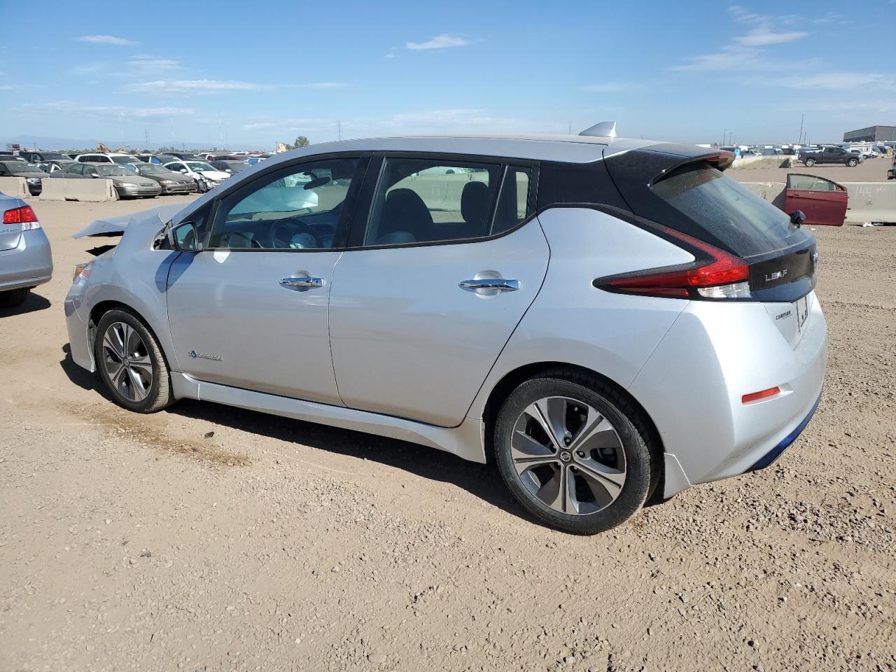 2018 NISSAN LEAF