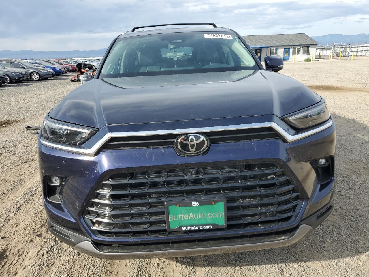 2025 TOYOTA HIGHLANDER