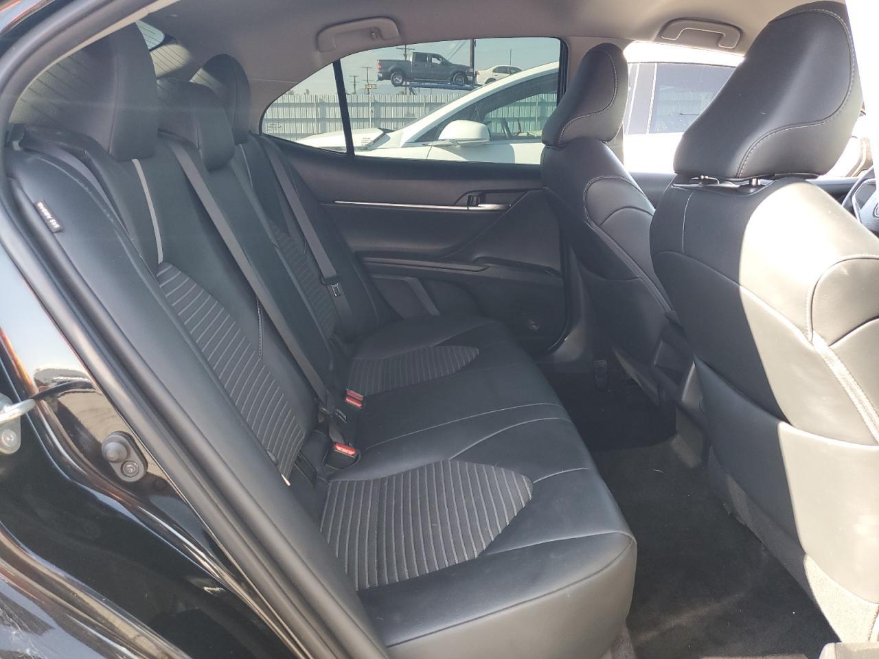 2019 TOYOTA CAMRY