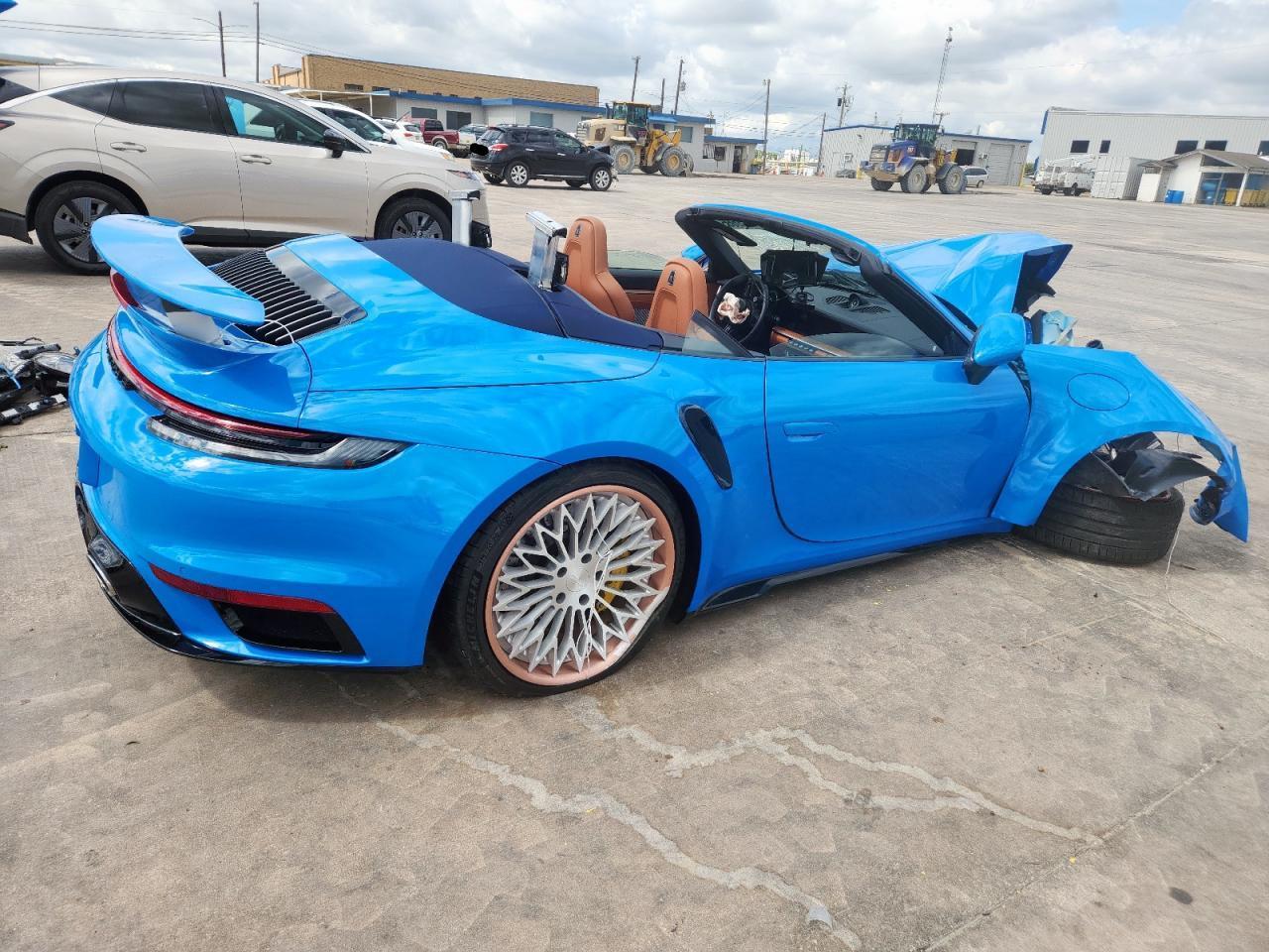 2024 PORSCHE 911