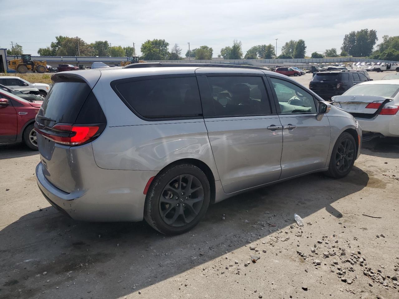 2021 CHRYSLER Pacifica