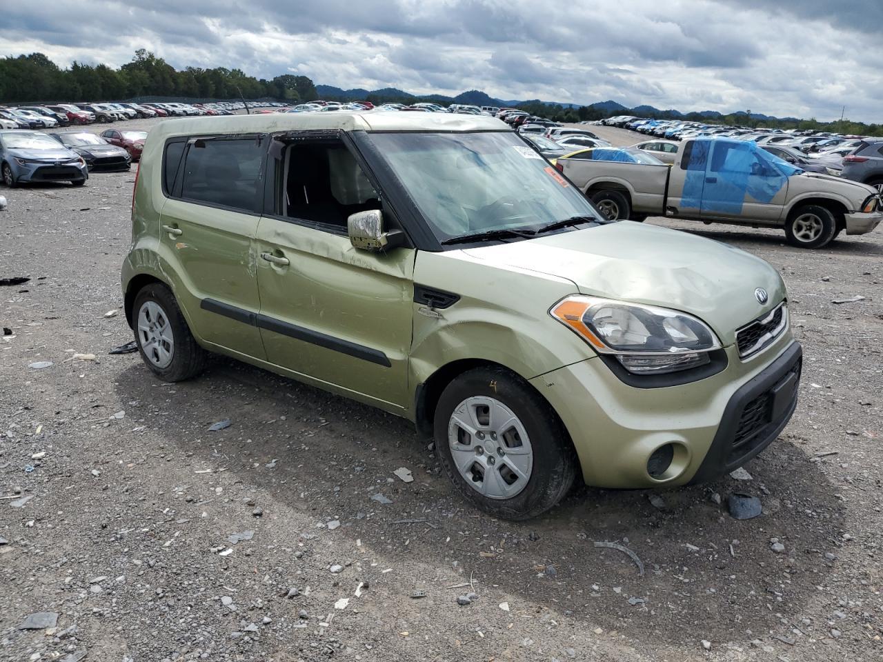 2013 KIA SOUL