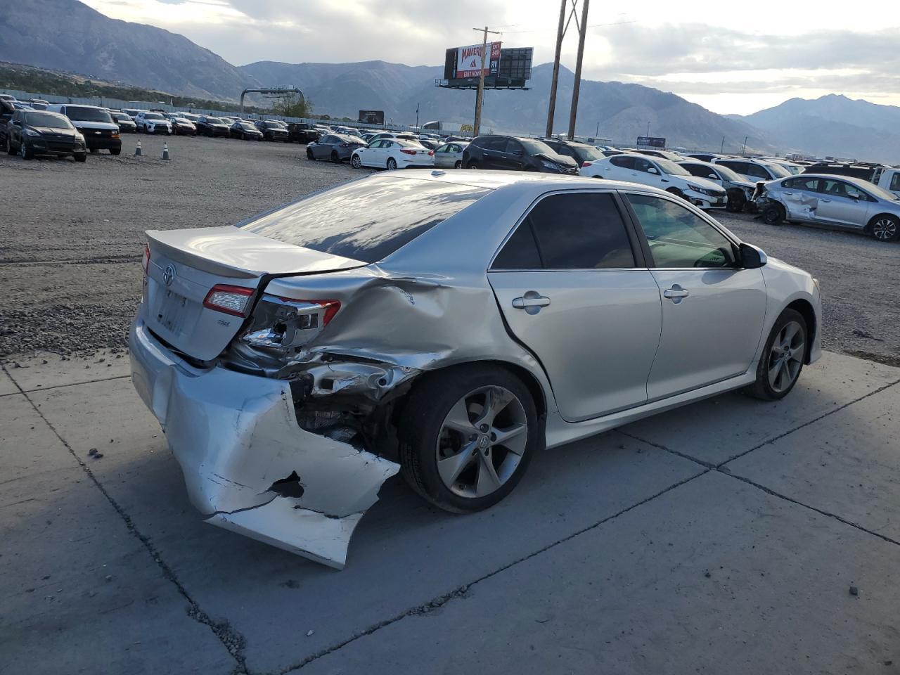 2013 TOYOTA CAMRY