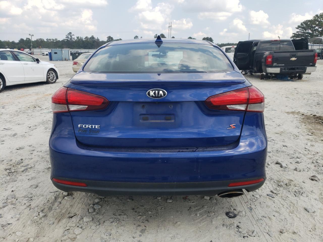 2017 KIA FORTE