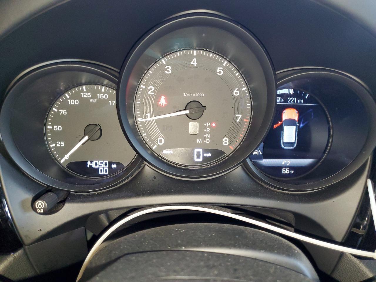 2022 PORSCHE Macan