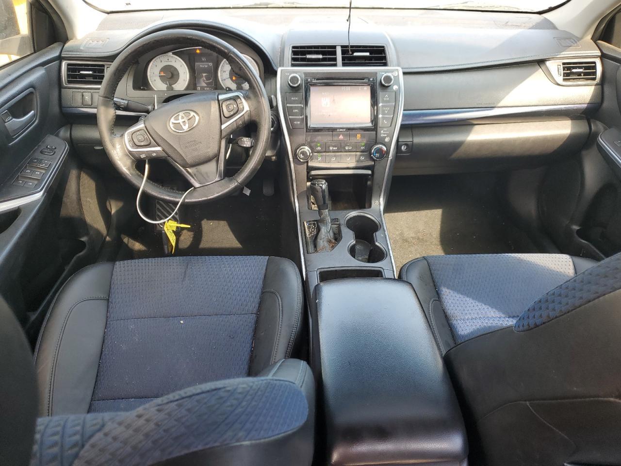 2016 TOYOTA CAMRY