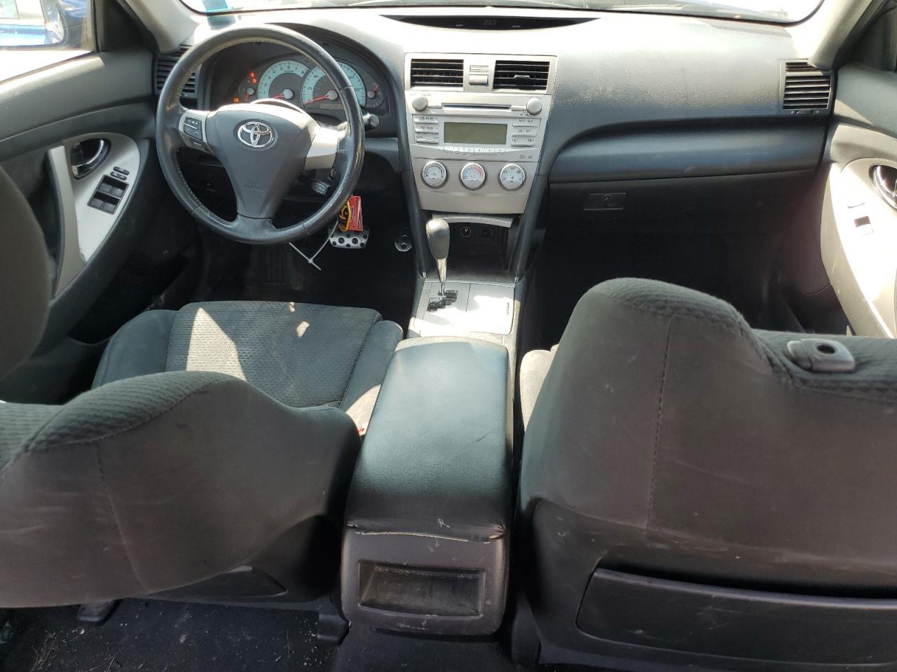 2010 TOYOTA CAMRY