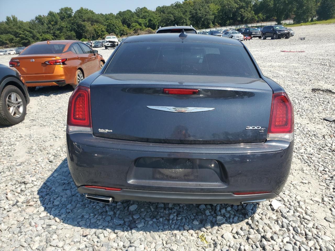 2019 CHRYSLER 300