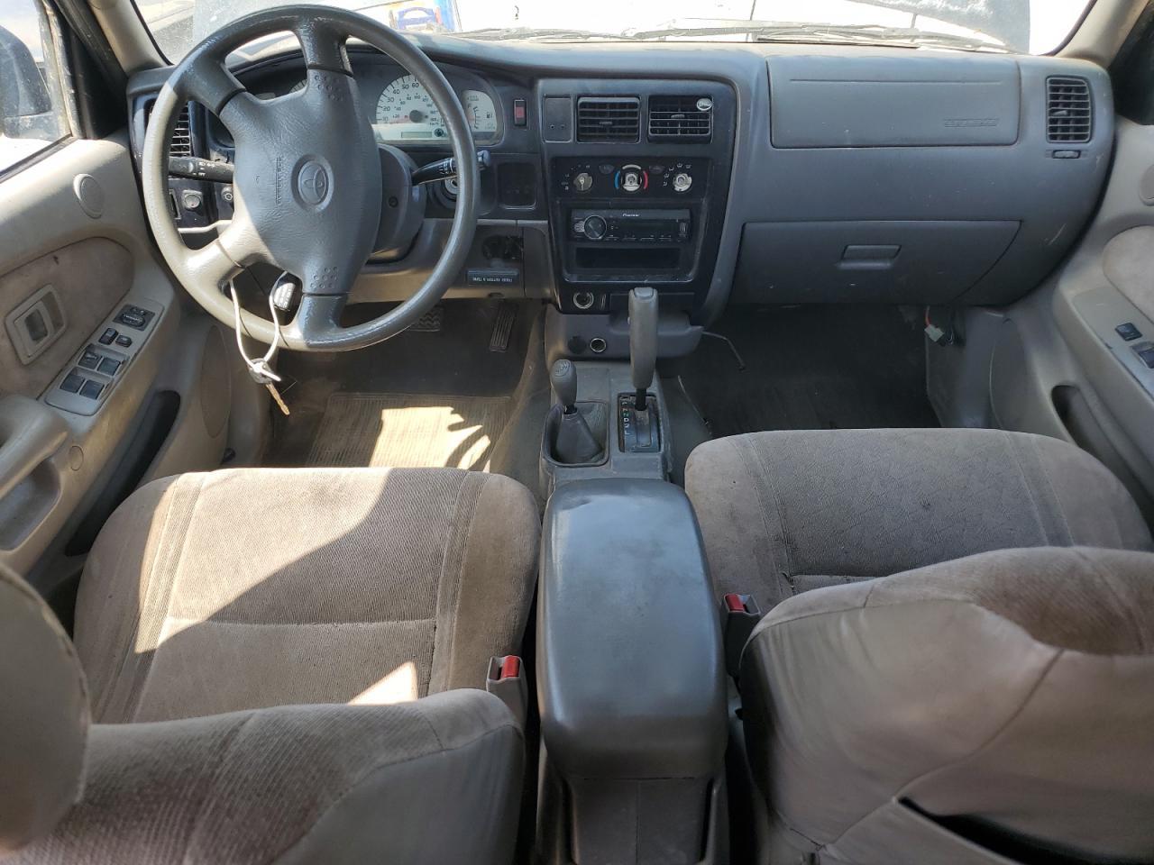 2002 TOYOTA TACOMA