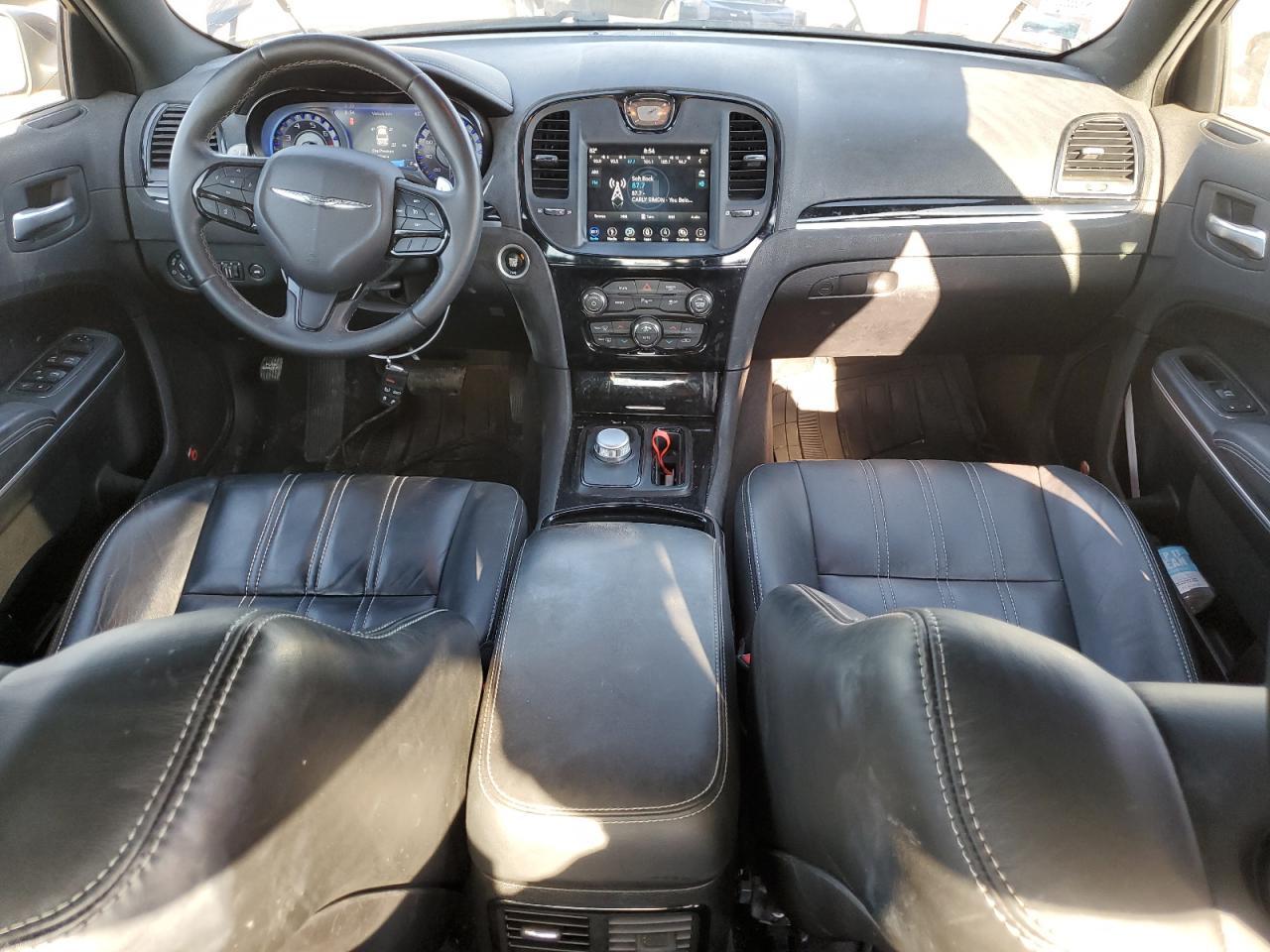 2018 CHRYSLER 300
