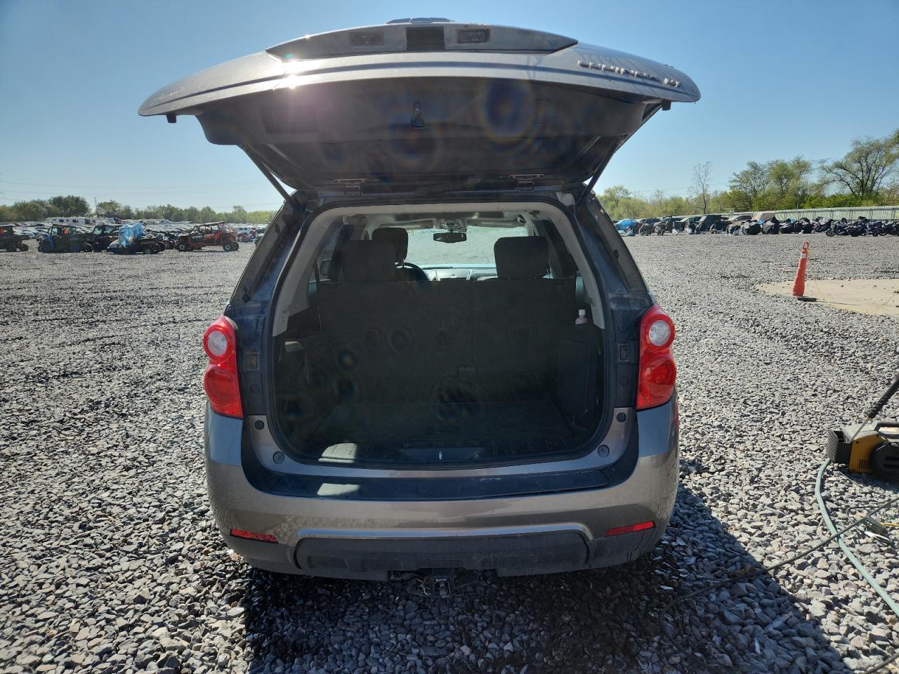 2011 CHEVROLET EQUINOX