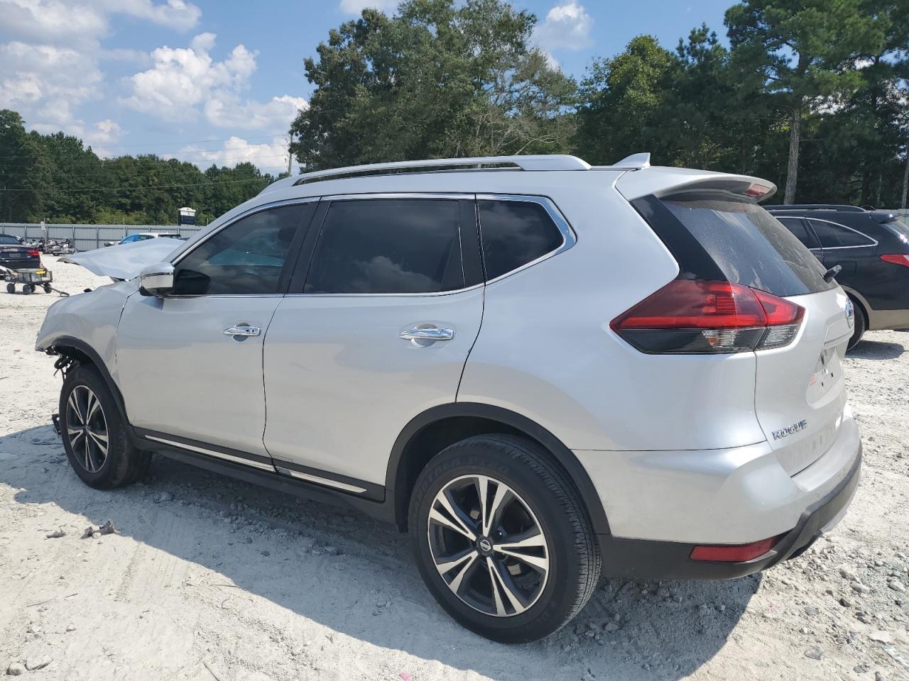 2018 NISSAN ROGUE