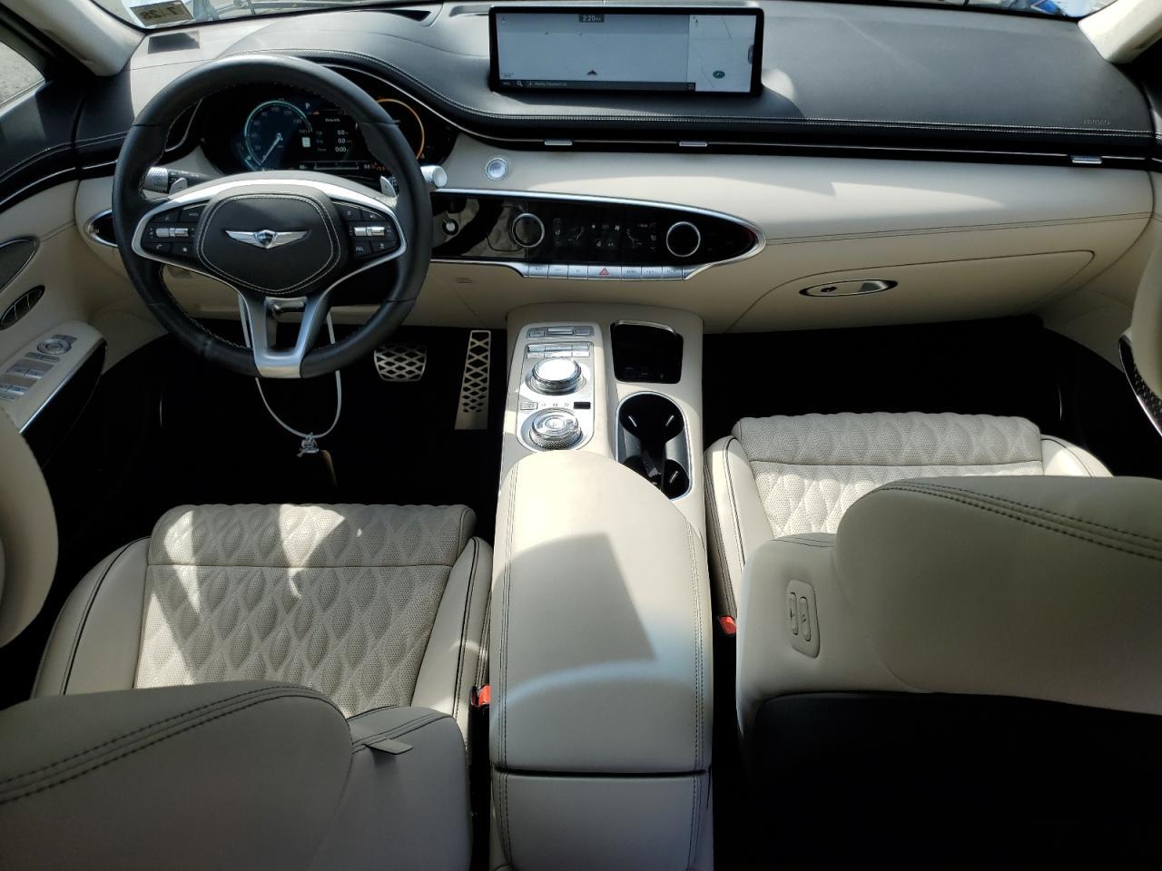 2024 GENESIS GV70