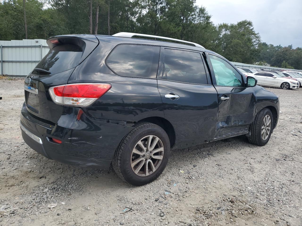 2016 NISSAN PATHFINDER