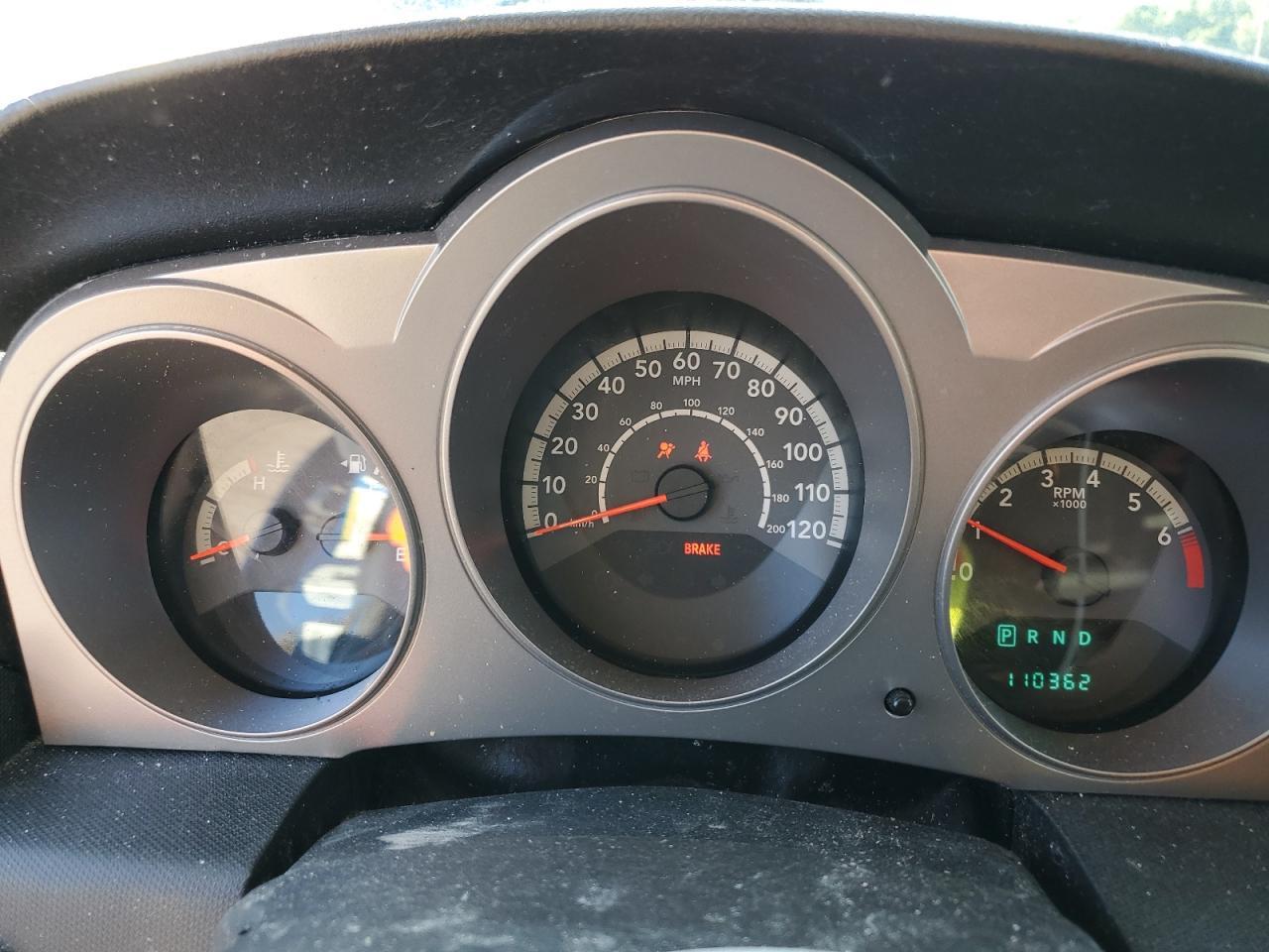 2010 DODGE Avenger