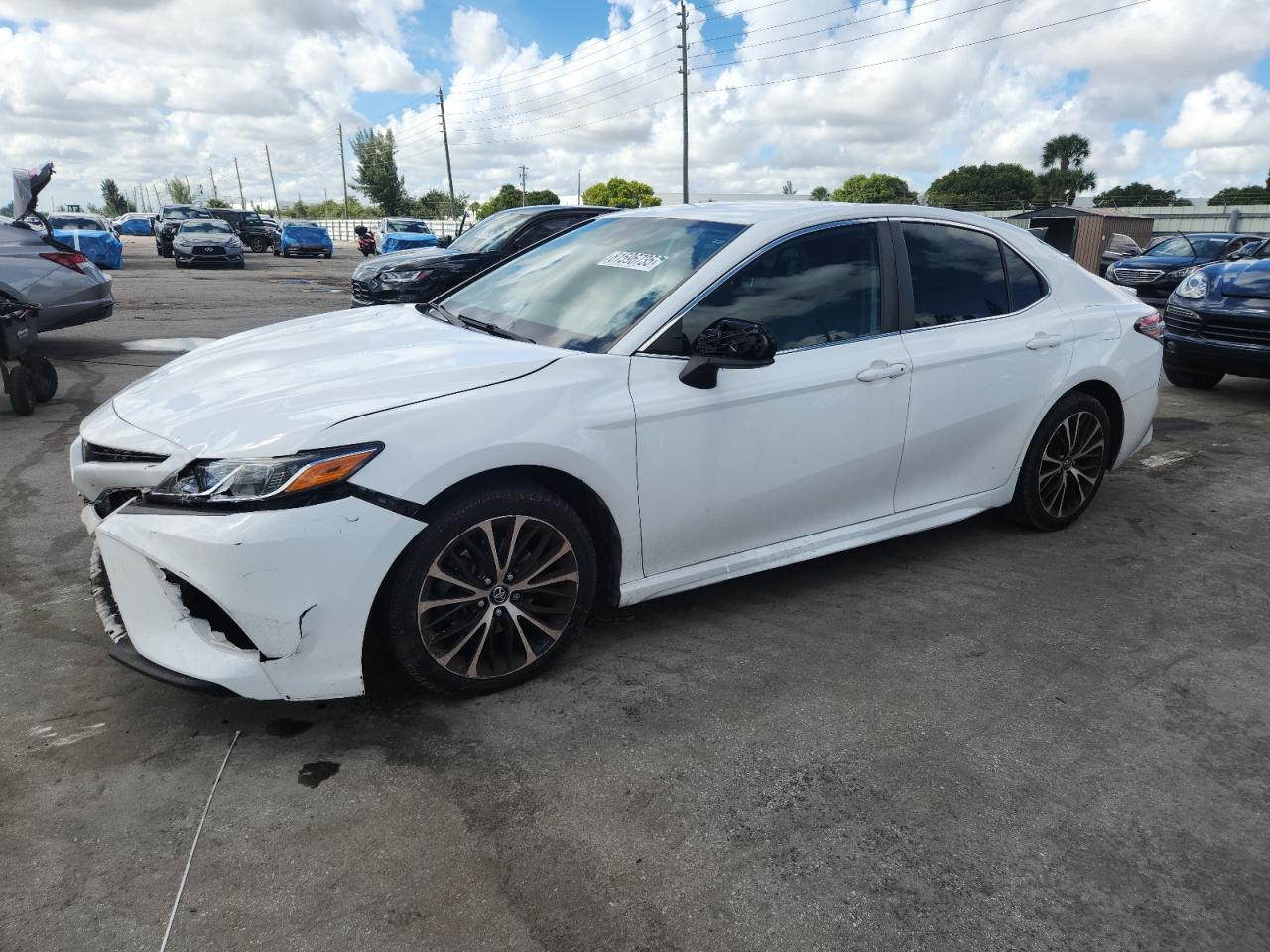 2019 TOYOTA CAMRY