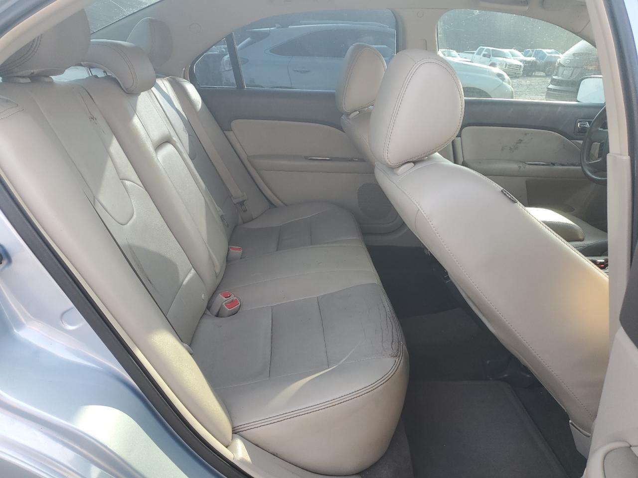2011 FORD FUSION