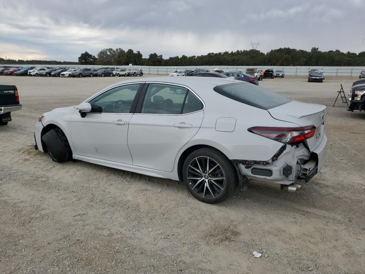 2022 TOYOTA CAMRY