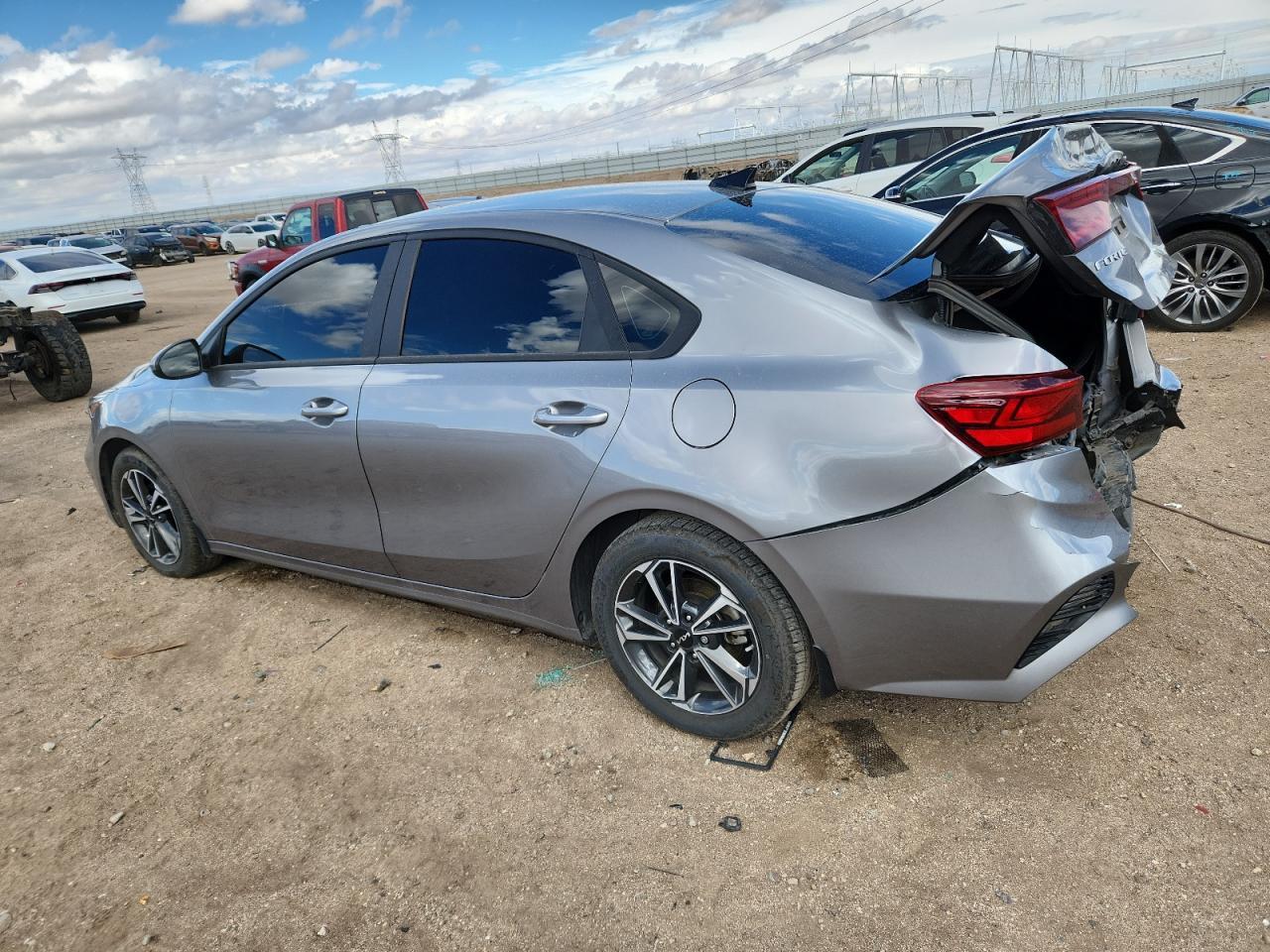 2023 KIA FORTE