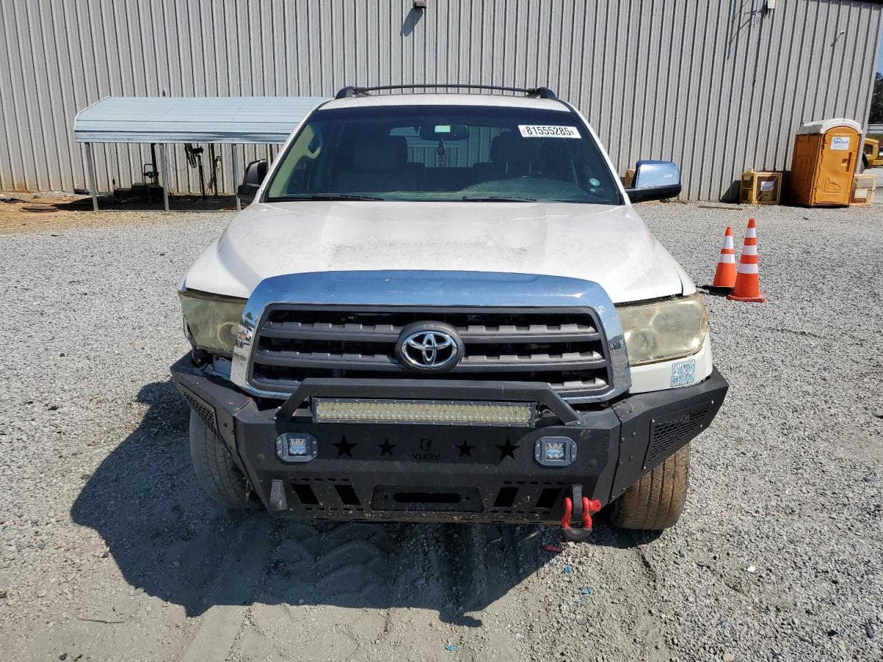 2013 TOYOTA Sequoia