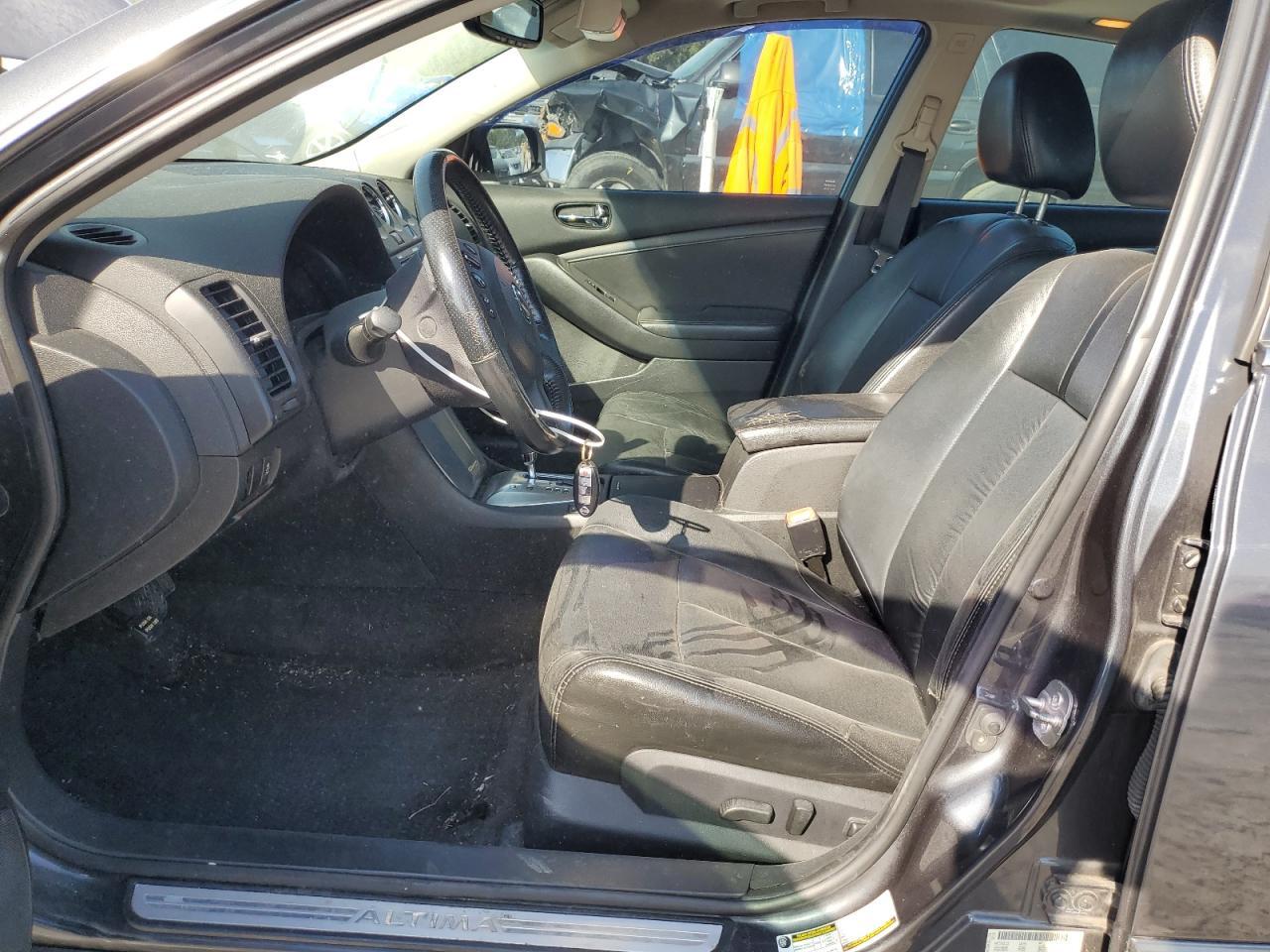 2012 NISSAN ALTIMA
