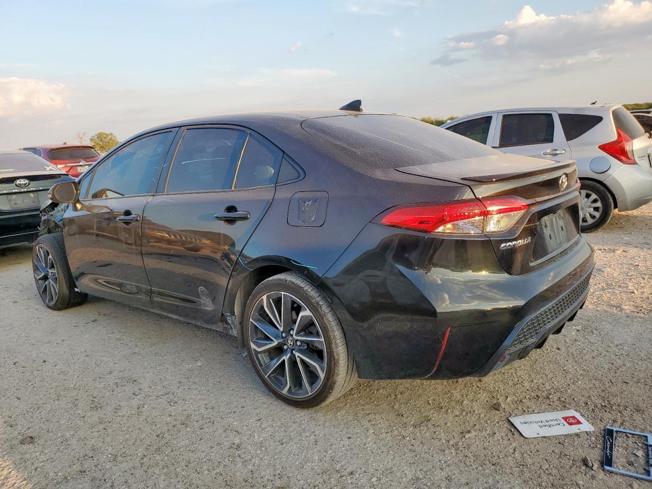 2021 TOYOTA COROLLA