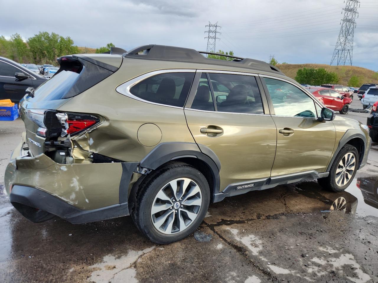 2023 SUBARU Outback
