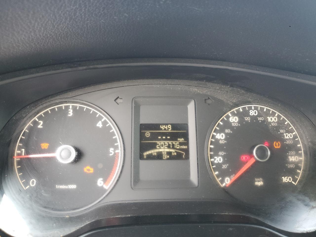 2011 VOLKSWAGEN JETTA