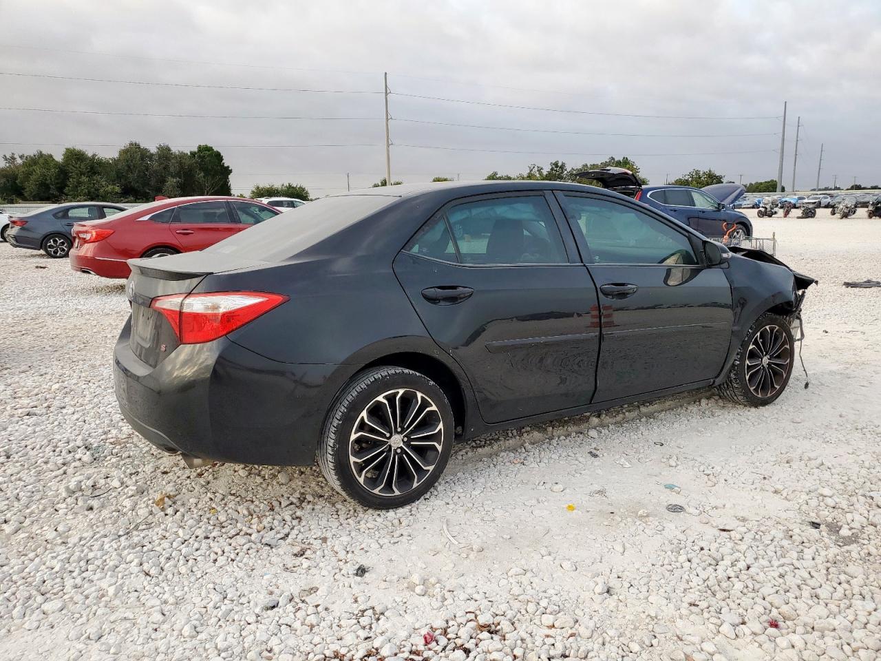 2016 TOYOTA COROLLA