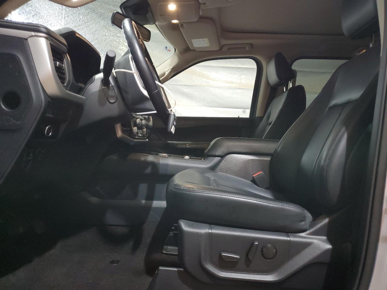 2023 FORD Expedition