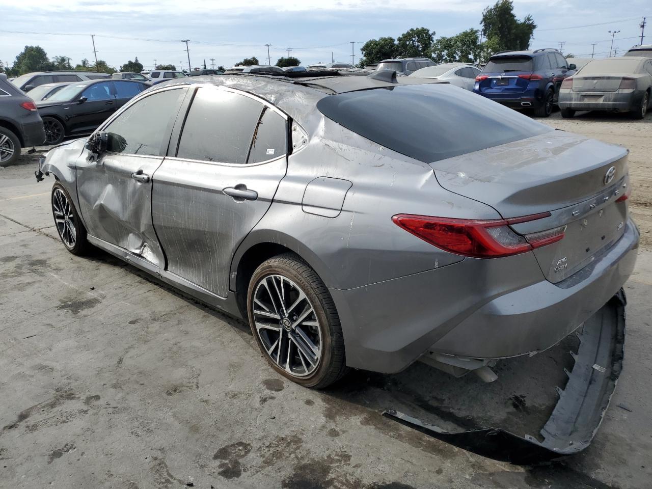2025 TOYOTA CAMRY