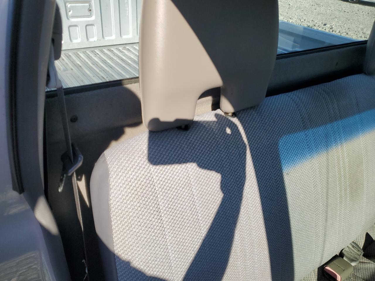2000 NISSAN Frontier
