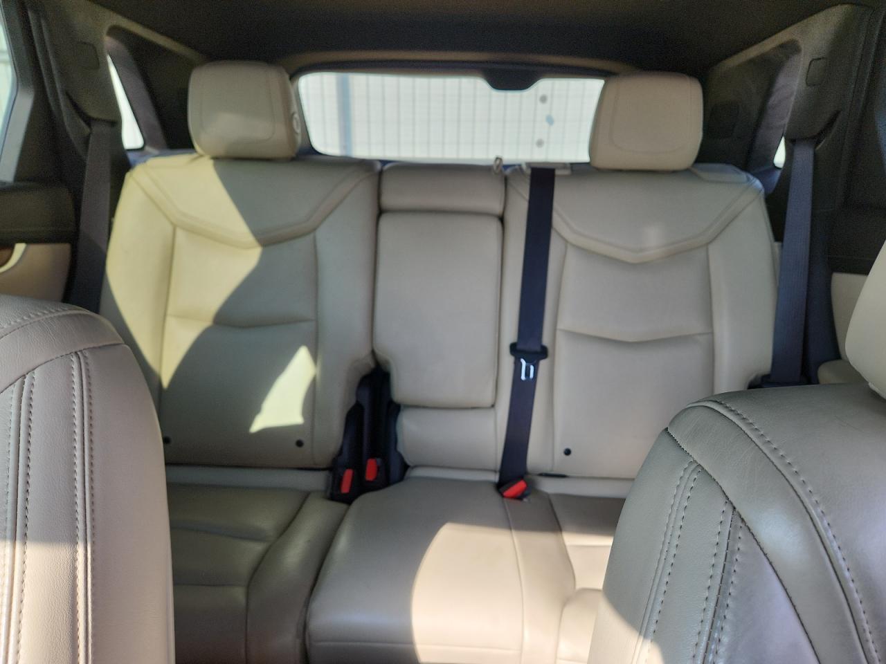 2017 CADILLAC XT5