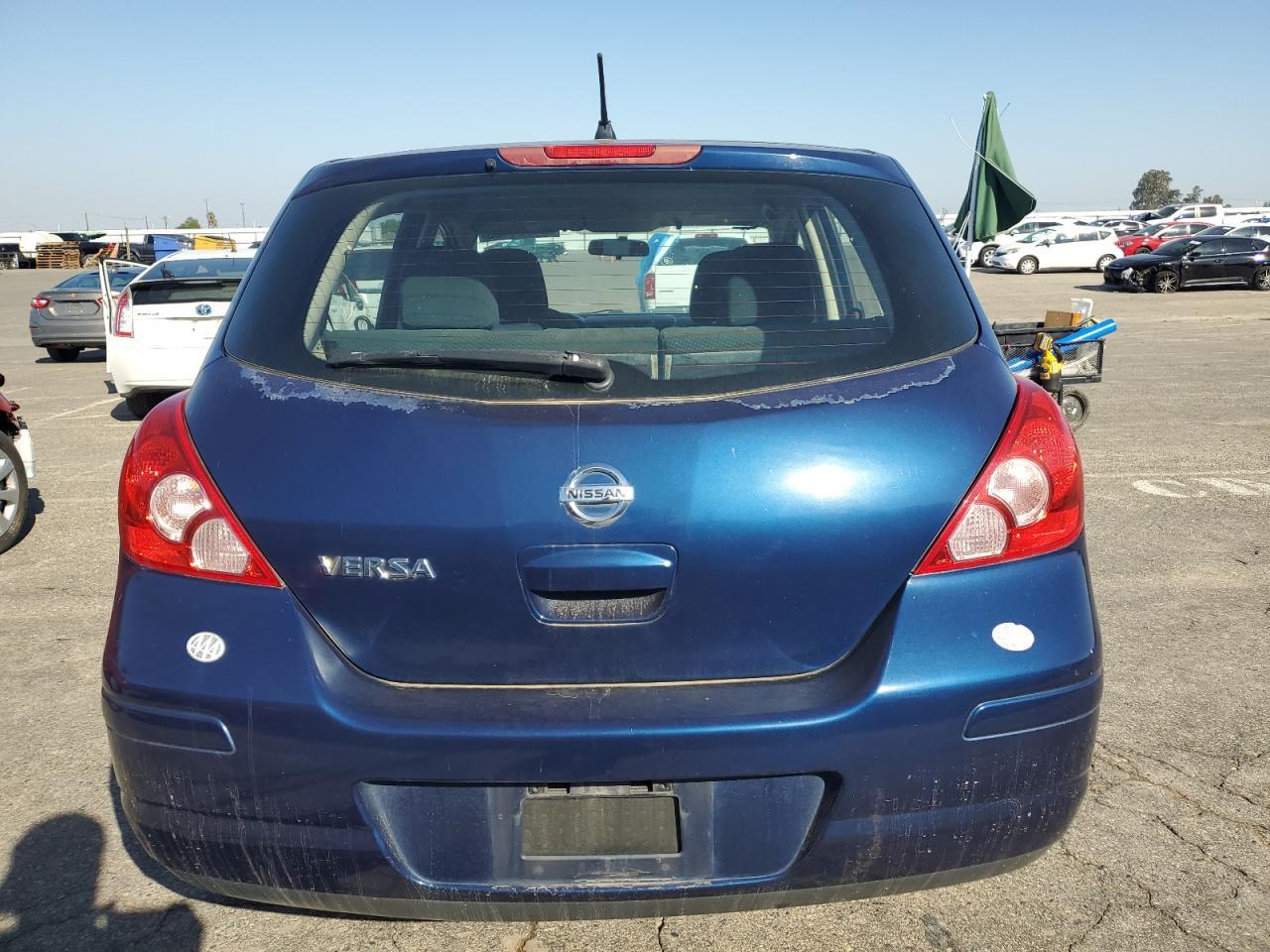 2012 NISSAN VERSA