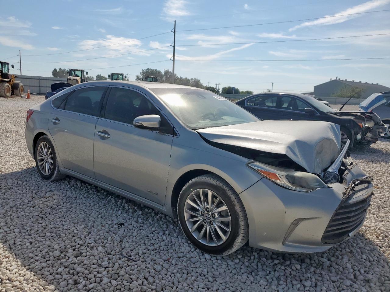 2016 TOYOTA Avalon