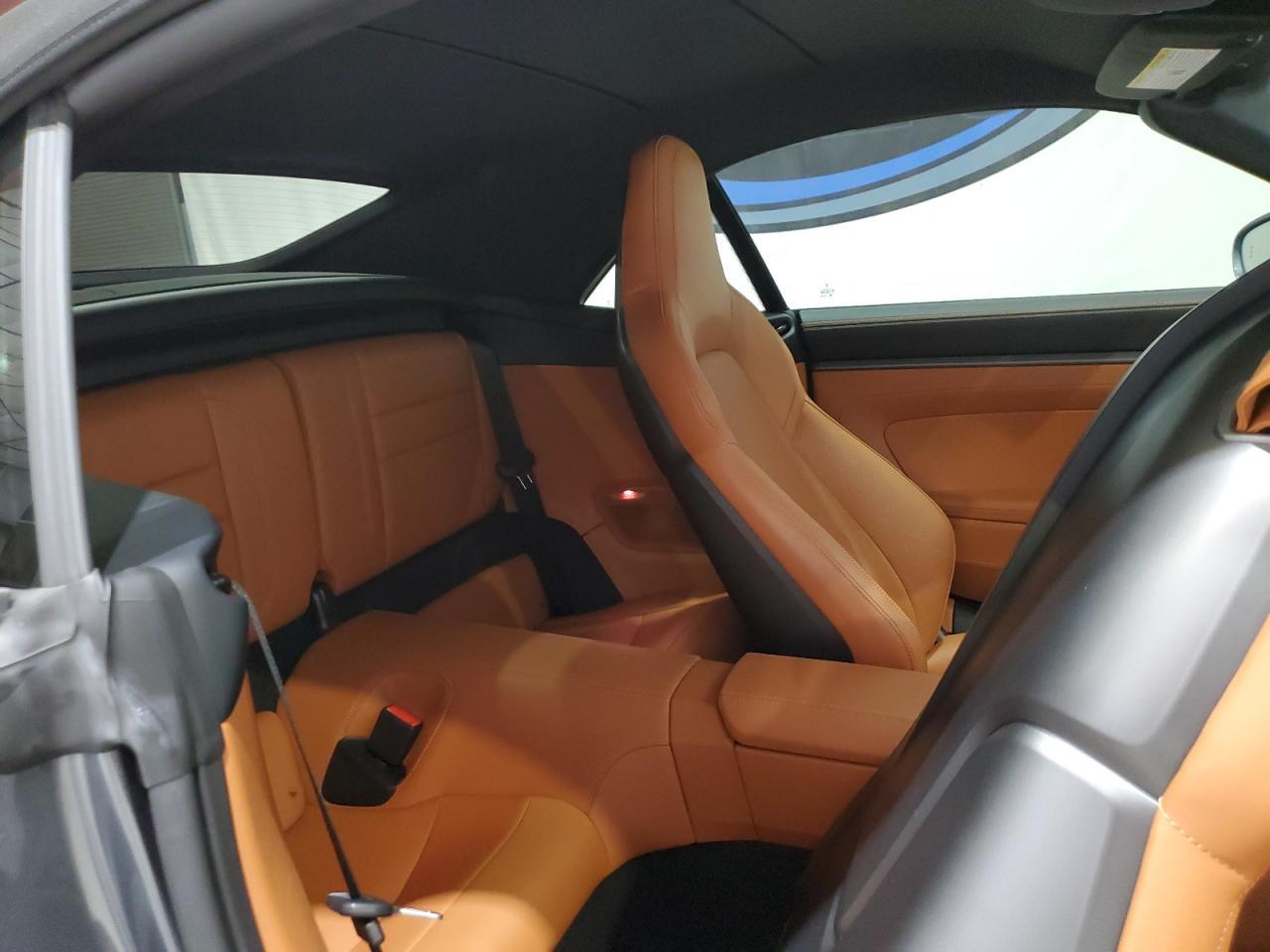 2025 PORSCHE 911